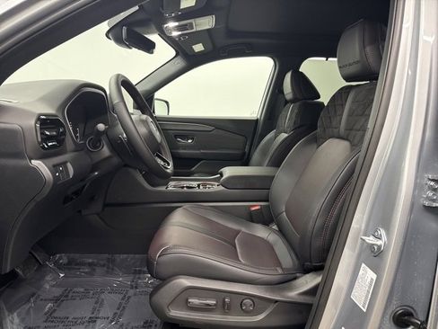 New 2026 Honda Pilot Black Edition image 16