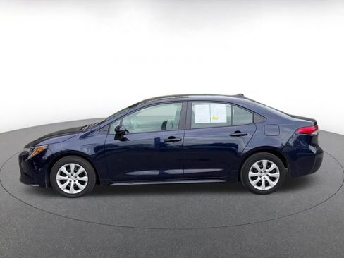 Used 2025 Toyota Corolla LE FWD image 7