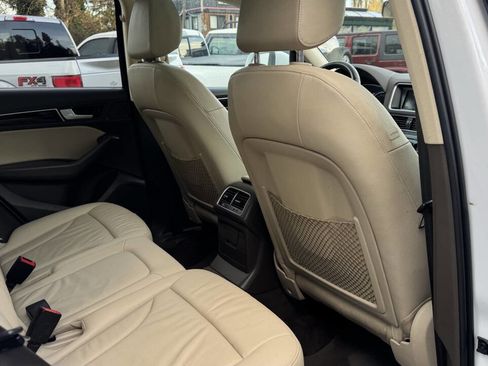 Used 2014 Audi Q5 2.0T Premium image 19