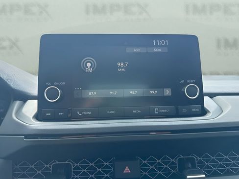 Used 2024 Honda Accord EX image 11