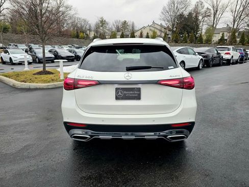 Used 2024 Mercedes-Benz GLC 300 GLC 300 image 8