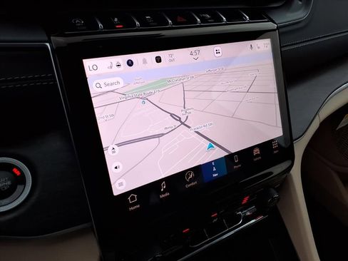 New 2025 Jeep Grand Cherokee Limited image 22