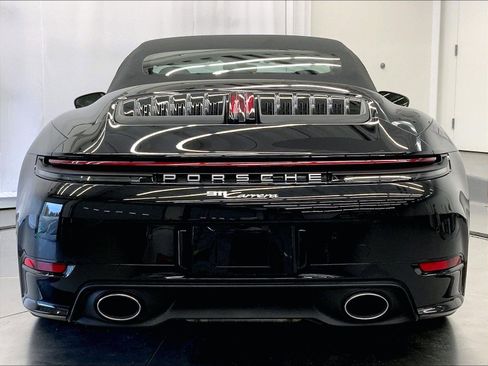 Certified 2025 Porsche 911 Carrera image 6