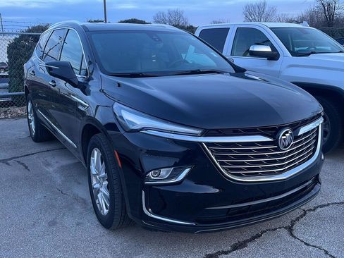 Used 2024 Buick Enclave Premium w/ Experience Buick Package image 2