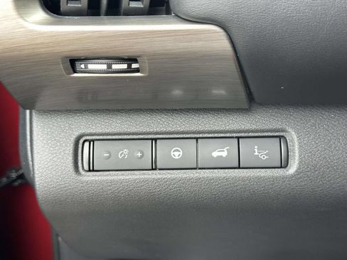 Used 2023 Nissan Pathfinder Platinum w/ Cargo Package AWD/4WD image 33