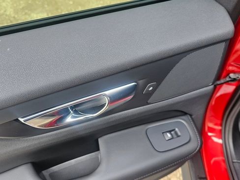 Certified 2024 Volvo V60 B5 Cross Country Plus image 14