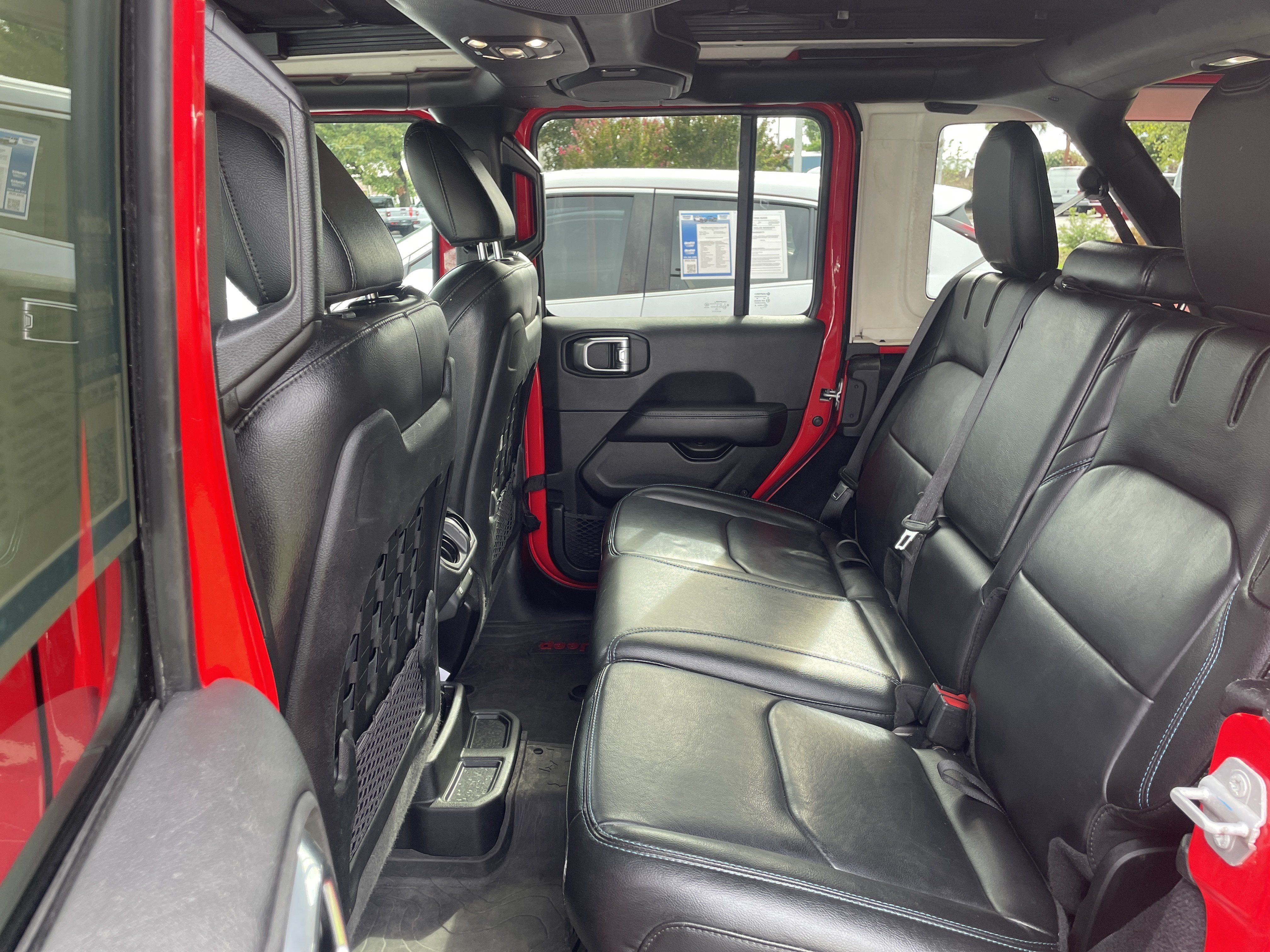 Used 2022 Jeep Wrangler Unlimited Rubicon 4xe w/ Steel Bumper Group AWD/4WD image 30