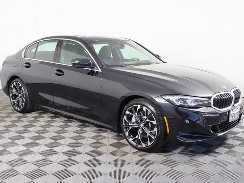 Used 2025 BMW 330i Sedan w/ Convenience Package RWD image 3