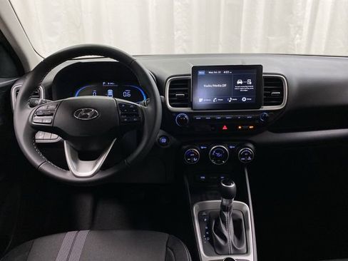 New 2026 Hyundai Venue SEL image 5