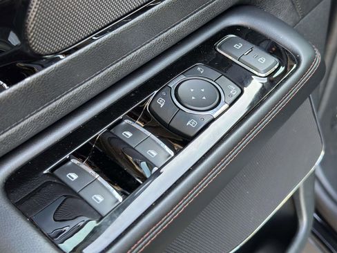 Used 2024 Lincoln Aviator AWD w/ Premium Package image 21