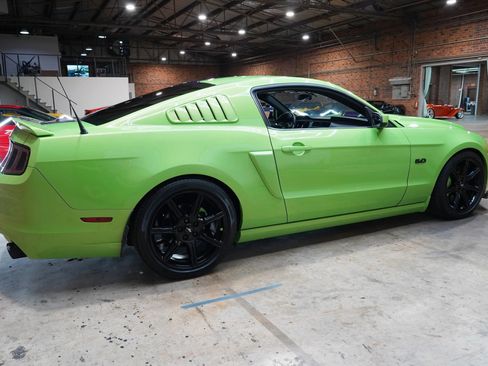 Used 2013 Ford Mustang GT Premium w/ Brembo Brake Pkg RWD image 14