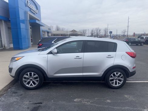 Used 2016 Kia Sportage LX image 5