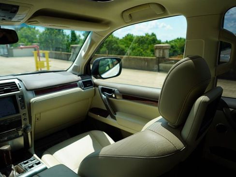 Used 2013 Lexus GX 460 Premium AWD/4WD image 38