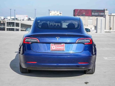 Used 2023 Tesla Model 3 Standard Range RWD image 7