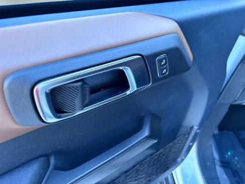 Used 2024 Ford Bronco Outer Banks image 13