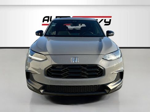 Used 2025 Honda HR-V Sport image 2