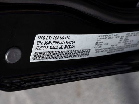 New 2026 Jeep Compass Latitude AWD/4WD image 16