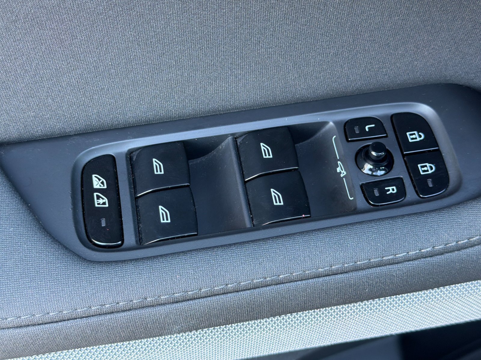 Used 2024 Polestar Polestar 2 AWD/4WD image 12