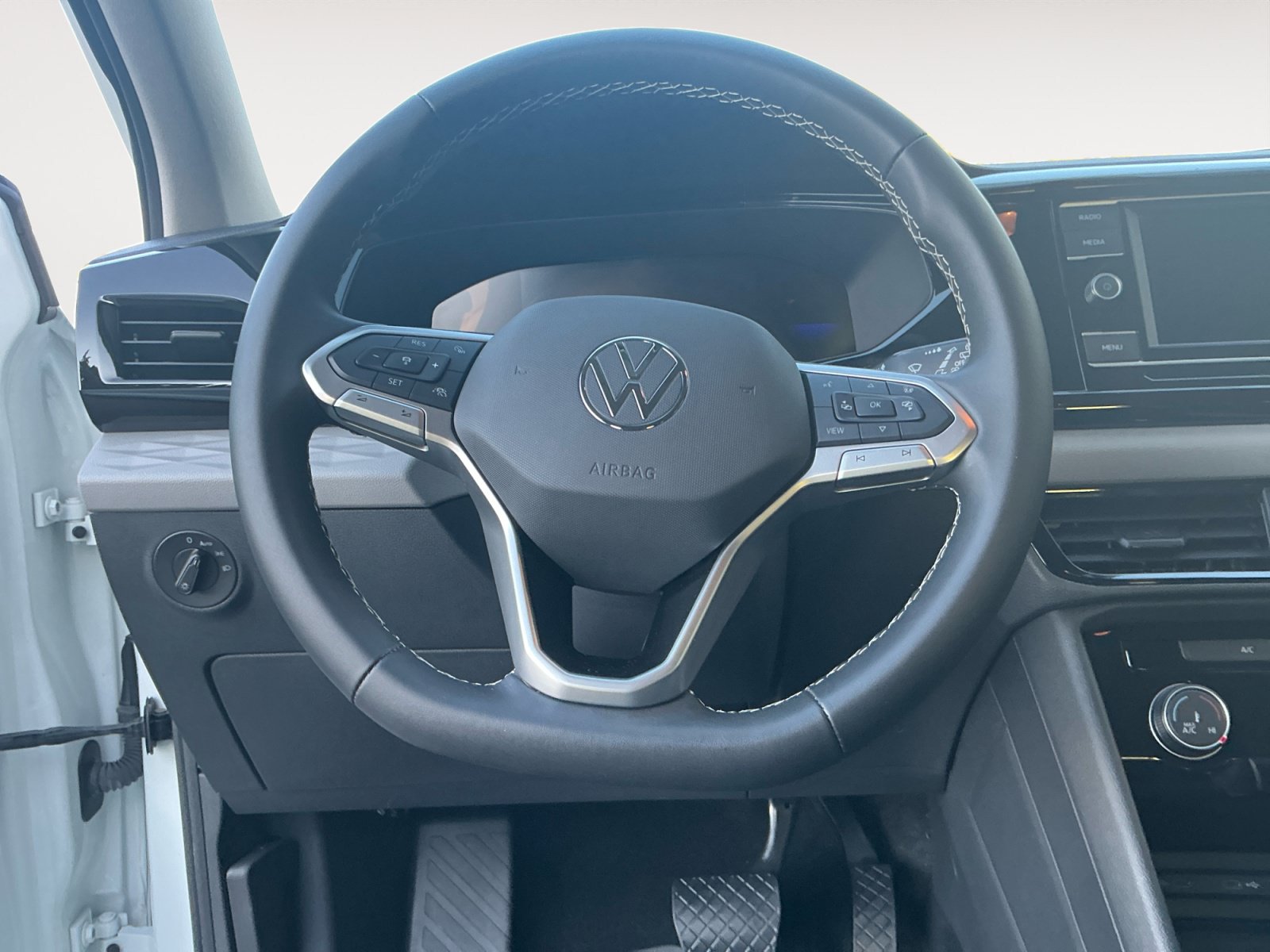 Used 2024 Volkswagen Taos S FWD image 12