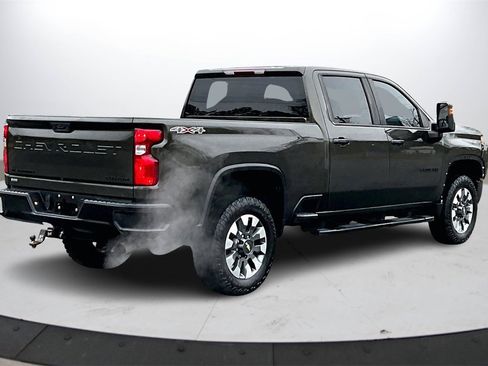 Used 2022 Chevrolet Silverado 2500 Custom w/ Custom Convenience Package image 8