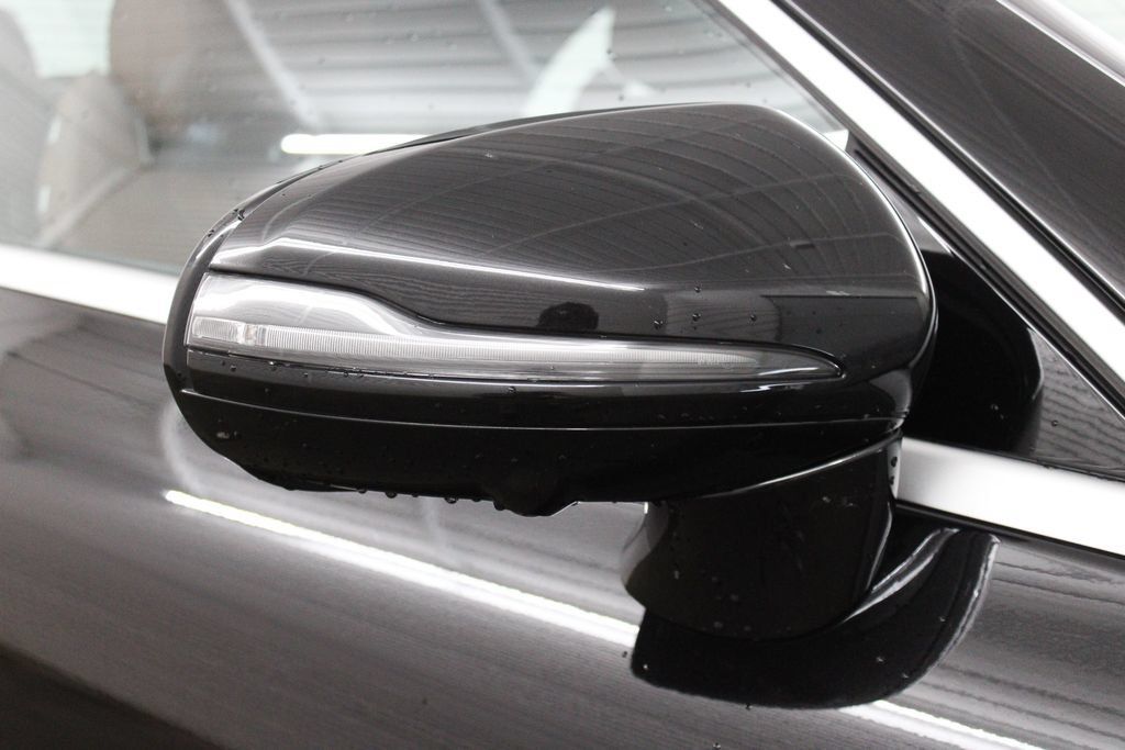 Used 2023 Mercedes-Benz E 450 Cabriolet image 13