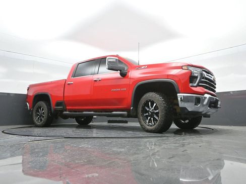 Used 2024 Chevrolet Silverado 2500 LTZ w/ LTZ Premium Package image 41