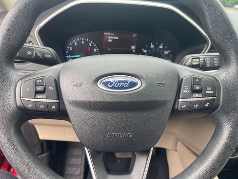 Used 2020 Ford Escape SE AWD/4WD image 16