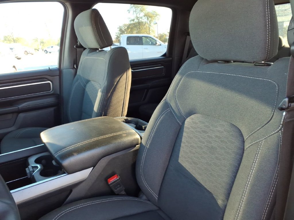 Used 2025 RAM 1500 Big Horn AWD/4WD image 12