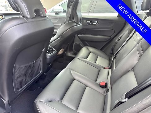 Used 2019 Volvo XC60 T5 Inscription FWD image 7