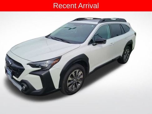 Used 2025 Subaru Outback Limited w/ Popular Package #2 AWD/4WD image 1