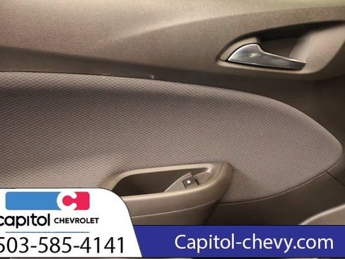 Used 2018 Chevrolet Cruze LT FWD image 30