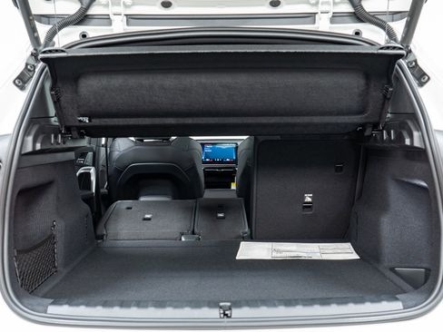 New 2025 BMW X1 M35i w/ Premium Package image 10