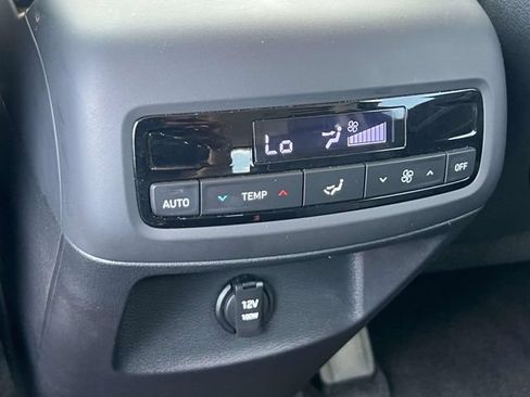 Certified 2023 Hyundai Palisade SEL AWD/4WD image 12
