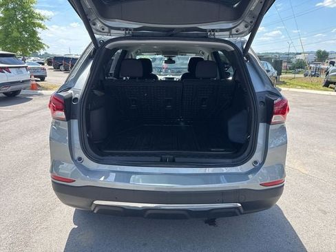 Used 2024 Chevrolet Equinox LT w/ LPO, Floor Liner Package FWD image 27