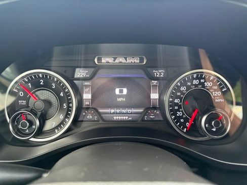 Used 2019 RAM 1500 Big Horn AWD/4WD image 26