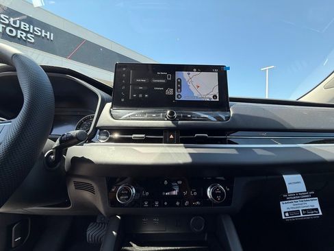 New 2026 Mitsubishi Outlander SE AWD/4WD image 26