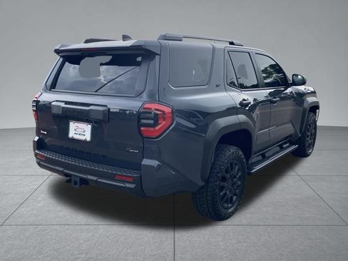 Used 2026 Toyota 4Runner SR5 AWD/4WD image 15