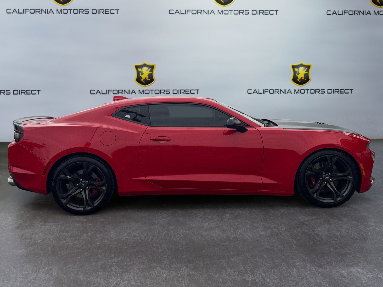 Used 2020 Chevrolet Camaro SS RWD image 6