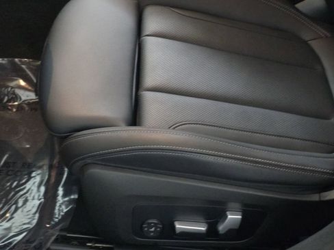 Used 2023 BMW 330i xDrive 330i xDrive w/ Driving Assistance Package image 30