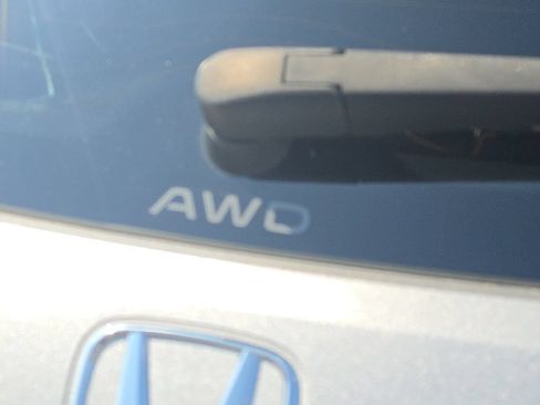 Used 2024 Honda HR-V EX-L image 8
