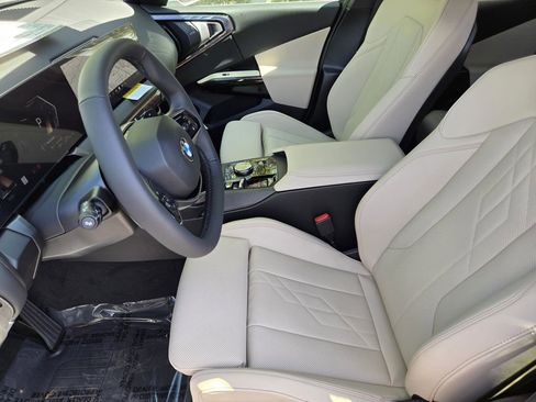 New 2026 BMW X3 xDrive30 w/ Premium Package AWD/4WD image 13