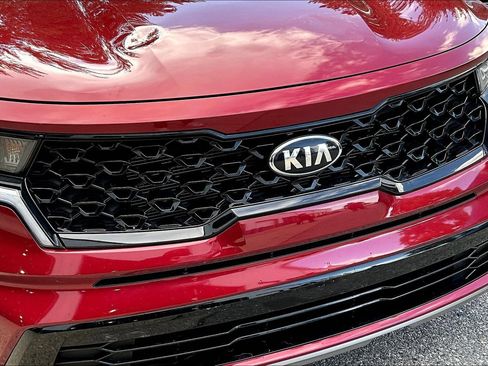 Used 2021 Kia Sorento S FWD image 36