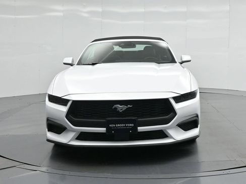 Certified 2025 Ford Mustang Premium RWD image 17