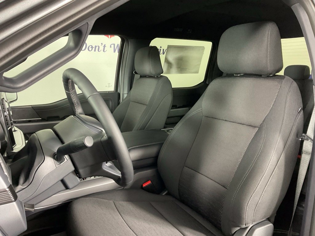 New 2026 Ford F150 XLT w/ XLT Black Appearance Package RWD image 14