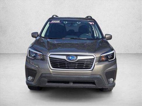 Used 2021 Subaru Forester Premium w/ Popular Package #1 image 2