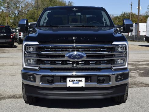 New 2026 Ford F250 Lariat w/ Chrome Package image 2