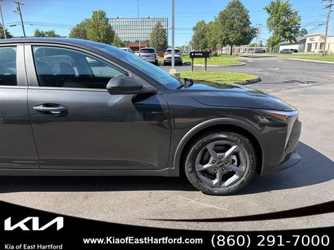 New 2026 Kia K4 FWD image 6