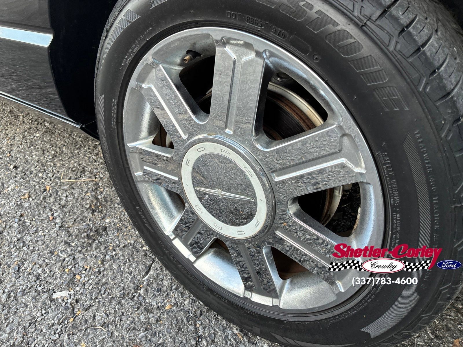 Used 2005 Ford Thunderbird RWD image 11