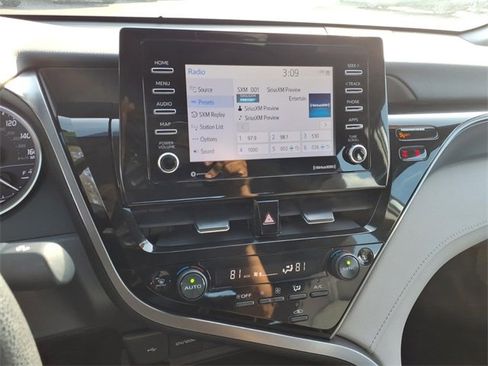 Used 2023 Toyota Camry LE image 15