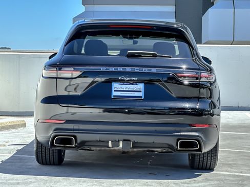 Certified 2022 Porsche Cayenne AWD/4WD image 7